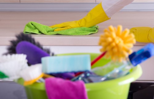 Local move out cleaning service for Barnes residents and businesses