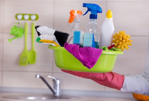 Kitchen and bathroom domestic cleaning in Barnes