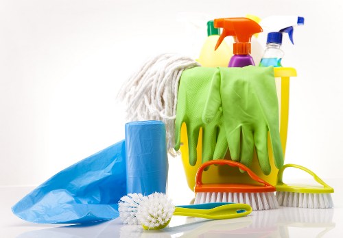 Professional house cleaning service for Barnes homes and flats
